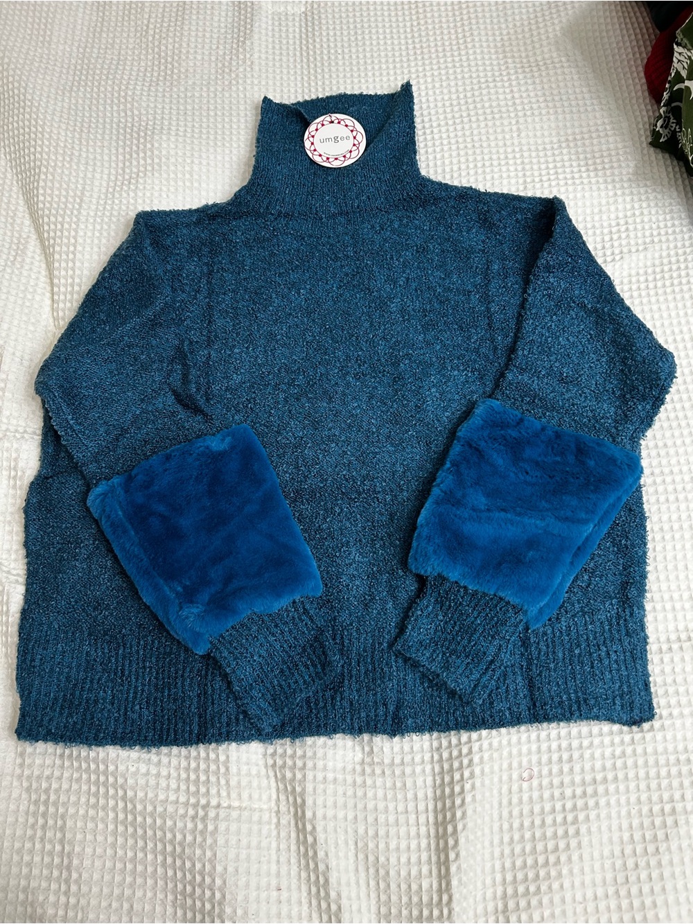 NWT Umgee Teal Bouclรฉ Turtleneck Sweater with Plush Cuff Detail